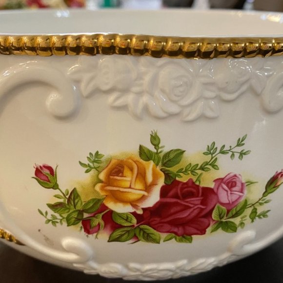 Royal Albert Old Country Rose Basketweave Bowl - Picture 2 of 8